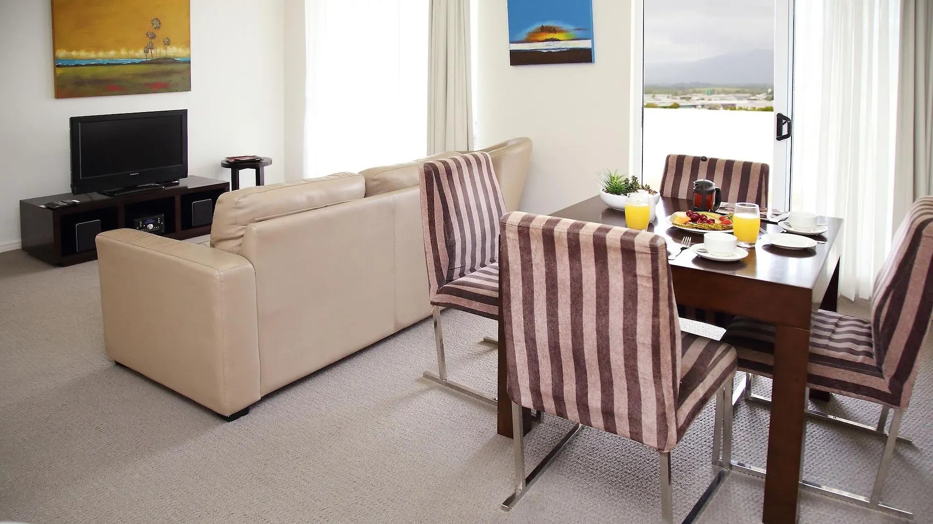 **** Apartahotel Cairns Central Plaza Apartment Hotel Official Australia